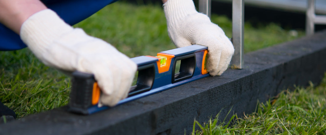 Która podstawa lub fundament jest odpowiedni do szopy ogrodowej?