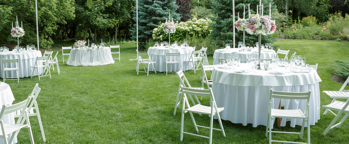 Stoły i krzesła na imprezę