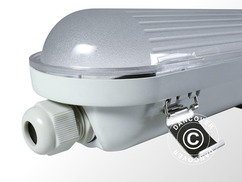 Przemysłowa świetlówka LED z 3 podłączonymi oprawami, Biała