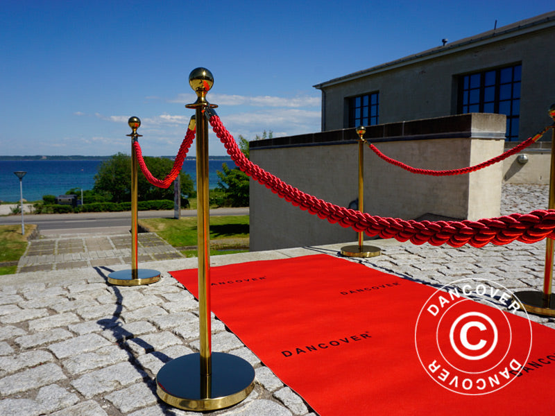 Czerwony bieżnik z nadrukiem, 2,4x6m